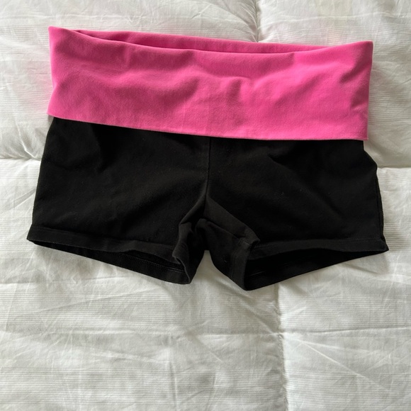 PINK Victoria’s Secret Y2K Yoga Shorts - Picture 2 of 3